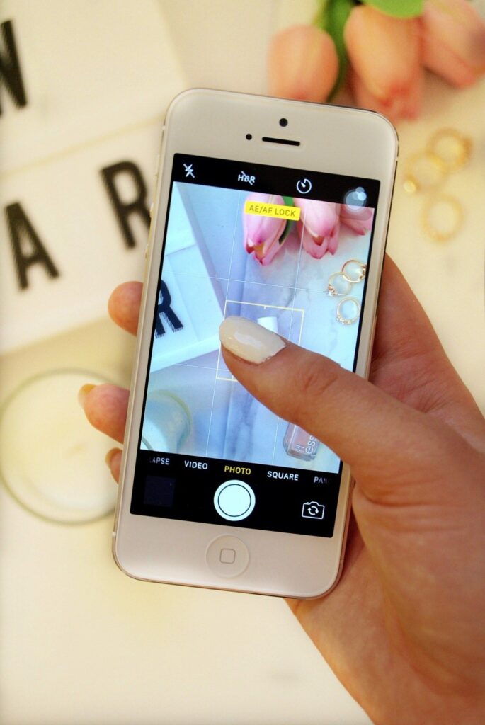 8 Tips to Taking Better iPhone Pics Taiya Maddison | ศูนย์ซ่อม iPhone ไอโฟน มาตรฐาน ราคาถูก